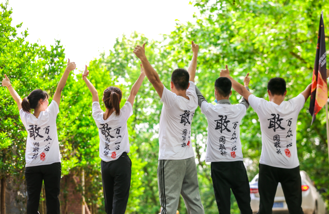 歲月崢嶸，青春熱血造就動(dòng)力無(wú)限15年強(qiáng)陣容